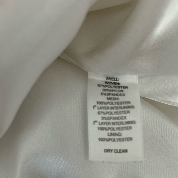 White House | Black Market WHBM White Strapless Stripe Dot Dress Size 00 - Picture 7 of 9